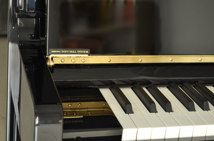 星海钢琴xu-20h键盘细节实地照